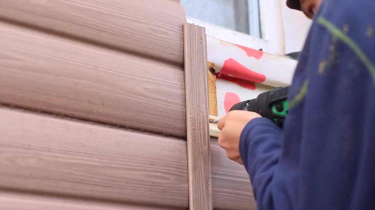 Best Siding Maintenance  in Creola, AL